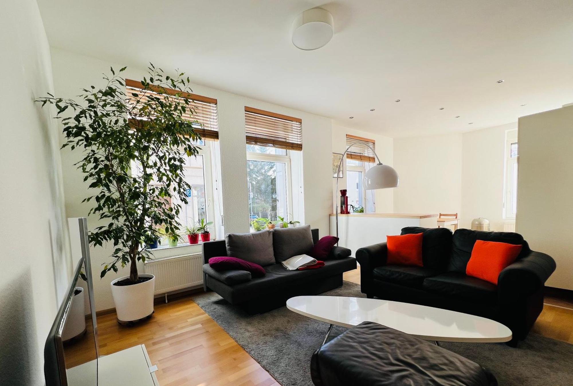 Grosses Und Helles Innenstadt Apartment - Ferienwohnung Бад-Хомбург-фор-дер-Хёэ Экстерьер фото