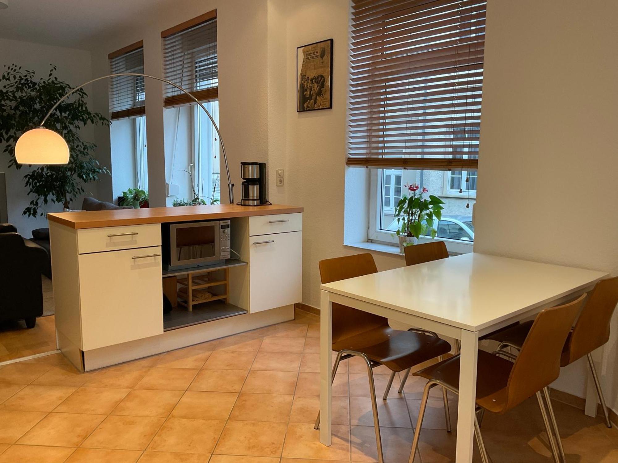 Grosses Und Helles Innenstadt Apartment - Ferienwohnung Бад-Хомбург-фор-дер-Хёэ Экстерьер фото